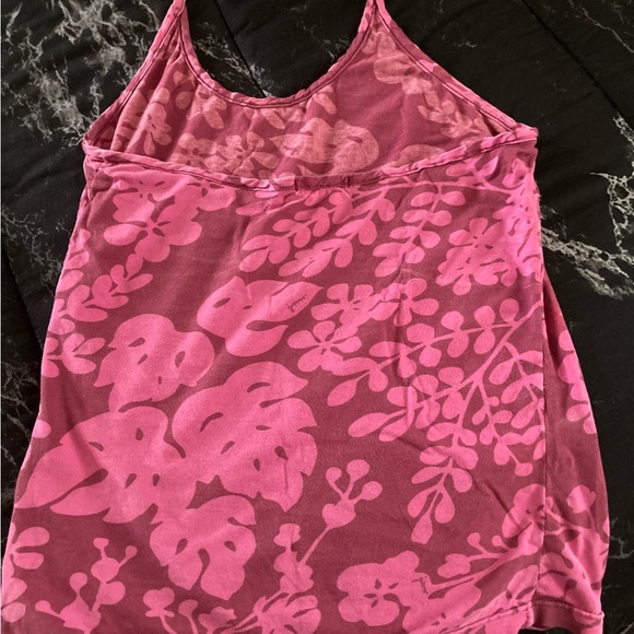 Tank top - Picture 2 of 5